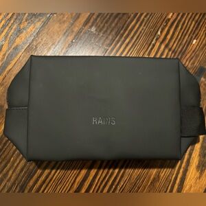 RAINS wash bag small in black - BRAND NEW NEVER USED